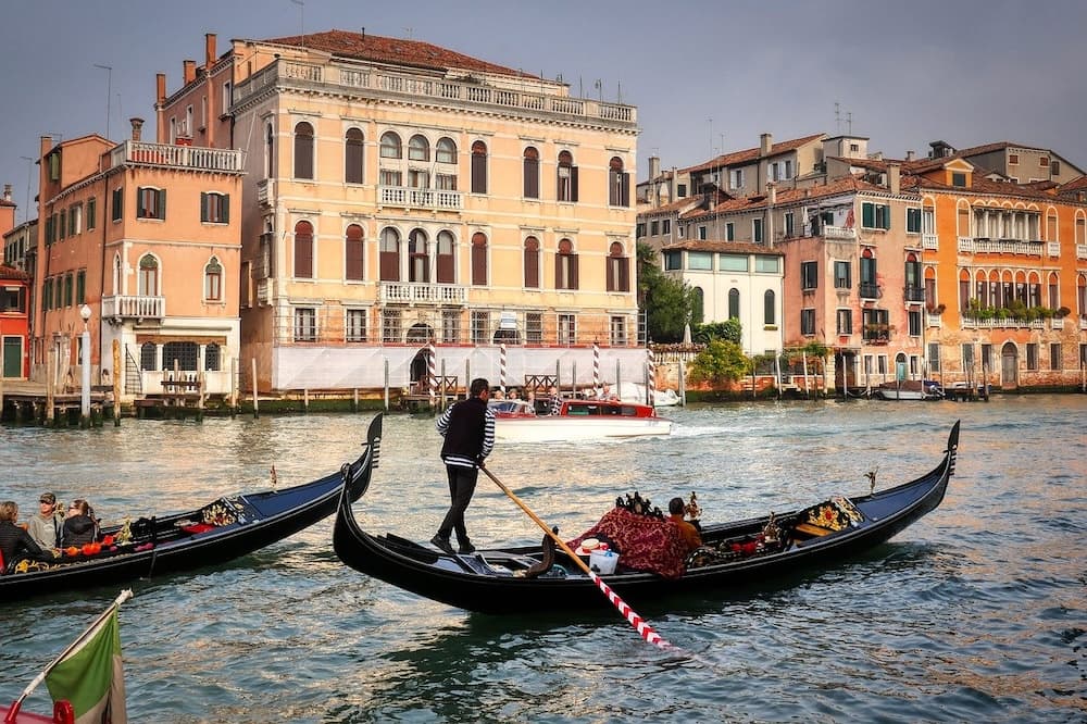 Soukromá gondola v Benátkách